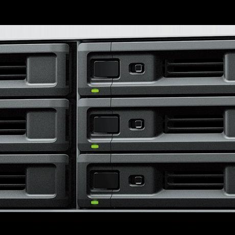 Serveur NAS RackStation RS3621xs+